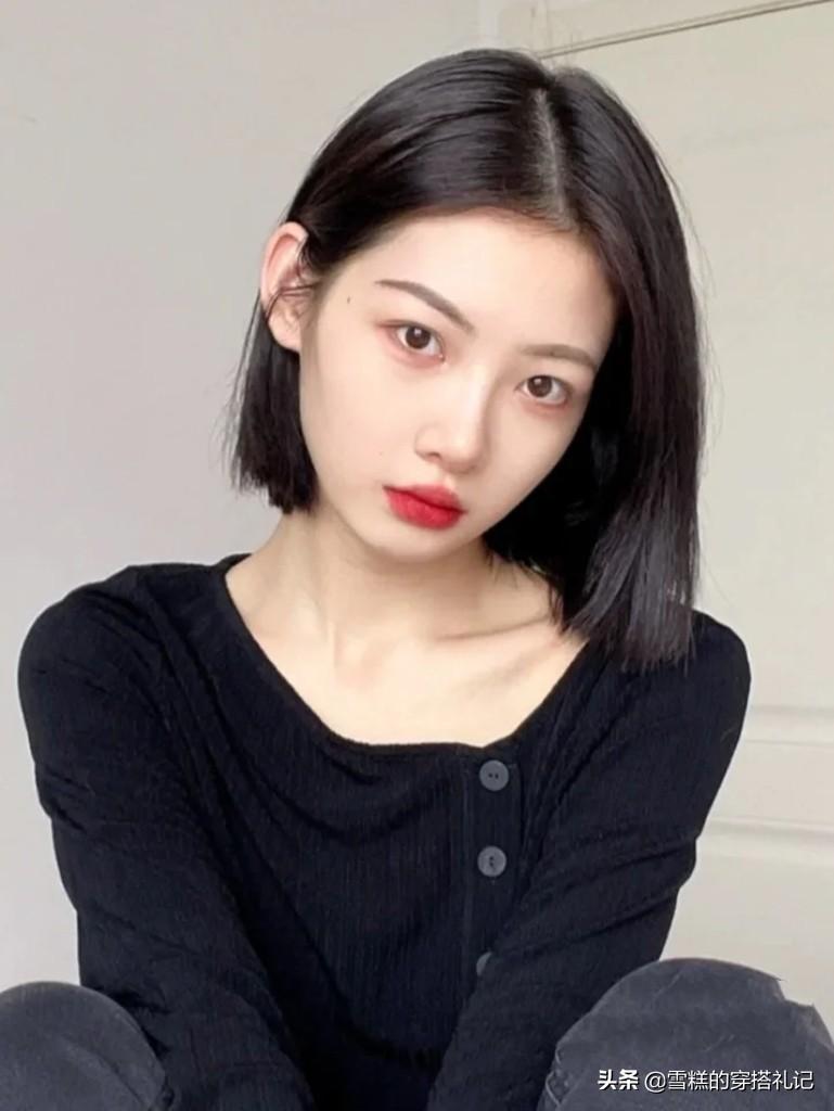 齐刘海齐肩发型(40岁发型女气质中长发) - 贝贝号