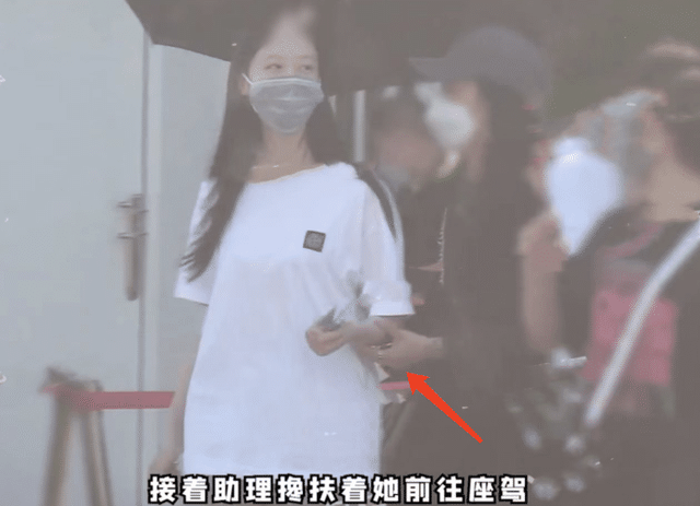 许魏洲，许魏洲黑料满天飞（许魏洲和邓超会面忙工作图片）