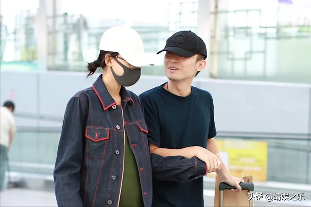 芈月传孙怡饰演的芈瑶，当众搂抱男经纪人关系亲密
