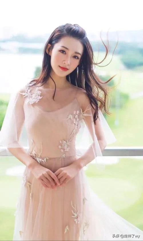 明星的秀之内地女星李沁