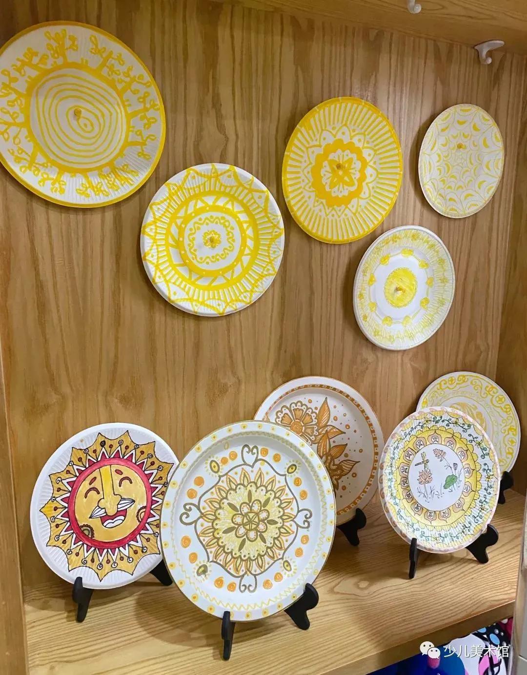 二次元人物简笔画(画动漫人物全身教程)