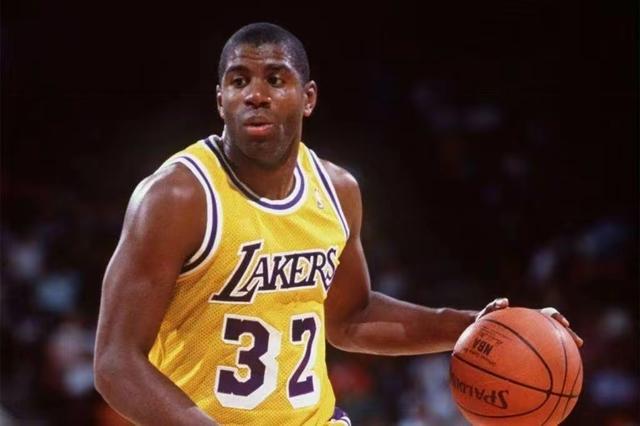 nba历届mvp分别是哪些，NBA历史至今总共67个MVP
