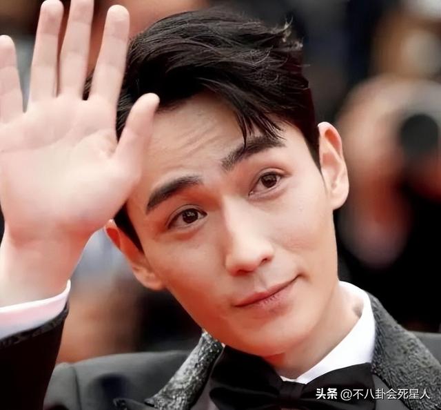 眼睛亮的人有灵气，眼睛有灵性的女人（却“败”在眼皮的明星）