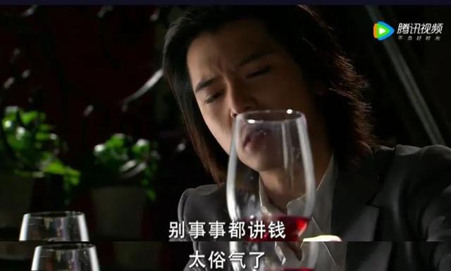 自称为“太阳女神”是谁，自称为“太阳女神”（从太阳女神到戏凉人糊）