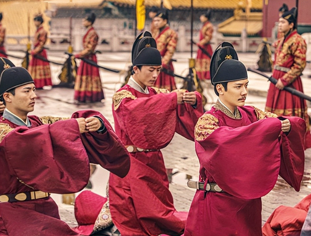 明朝十六位皇帝顺序列表，明朝皇帝顺序表（把他们的名字连接起来）