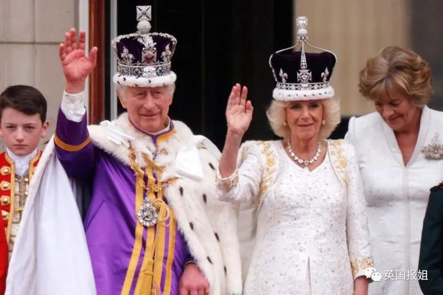 英国现任国王是谁，英国新任国王查尔斯简介（“70年太子”终于加冕成英国国王）
