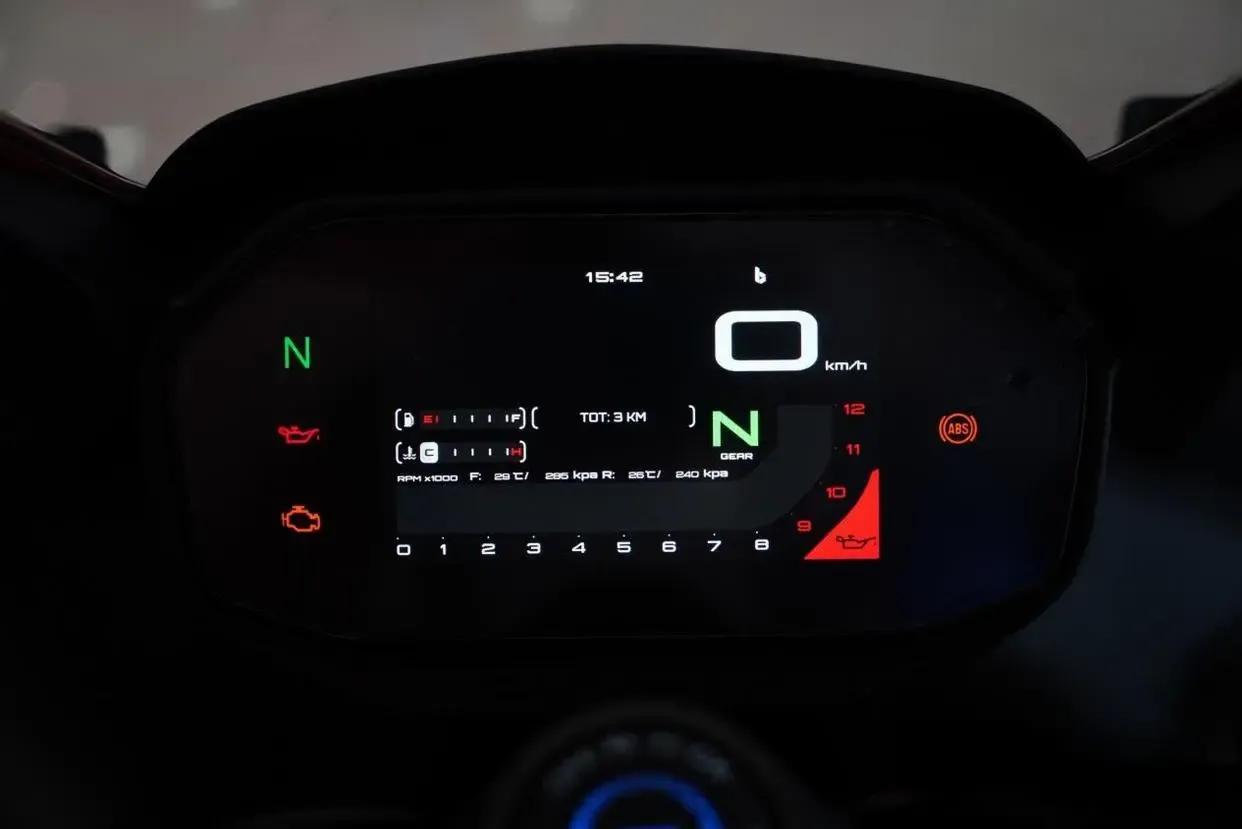 中赛摩托车品牌有哪些,中高赛摩托车(QJMOTOR赛600) 中赛摩托车品牌有哪些,中高赛摩托车(QJMOTOR赛600)