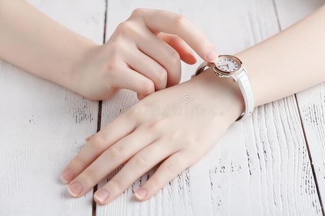 艾戈勒手表什么档次，艾戈勒手表属于什么档次（vodoy手表是什么牌子）