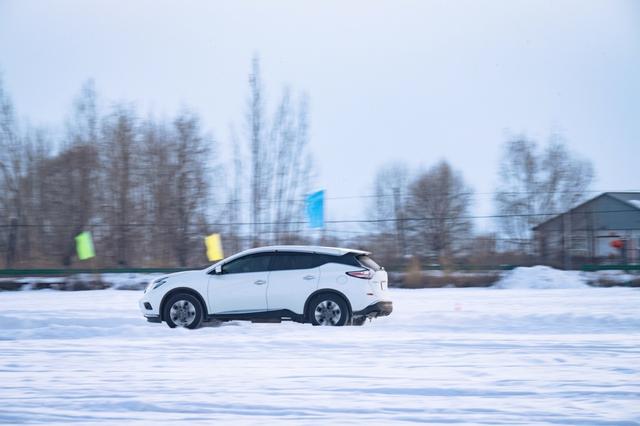 奇骏雪地用什么模式，奇峻雪地模式（享冰雪——东风日产SUV家族冰雪体验营开启）