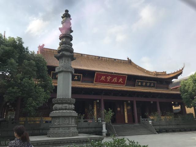 上海玉佛寺非常灵验，寺庙求财拜哪个菩萨（祈福必去的上海8个寺庙）