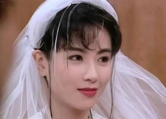 魅力超凡的短发女星有哪些，超级短发女明星（港圈“一眼万年”的短发美女）
