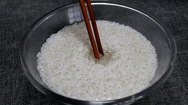 米酒怎么喝最好，米酒都有哪些和法（过年做起来）
