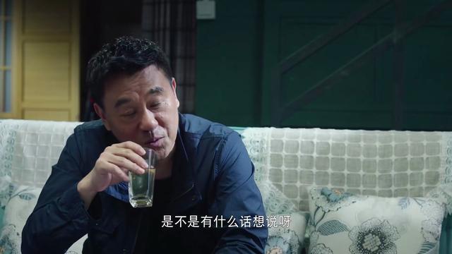 《分界线》今晚将于江苏卫视正式开播，分界线什么时候播出（何冰《分界线》今晚开播）