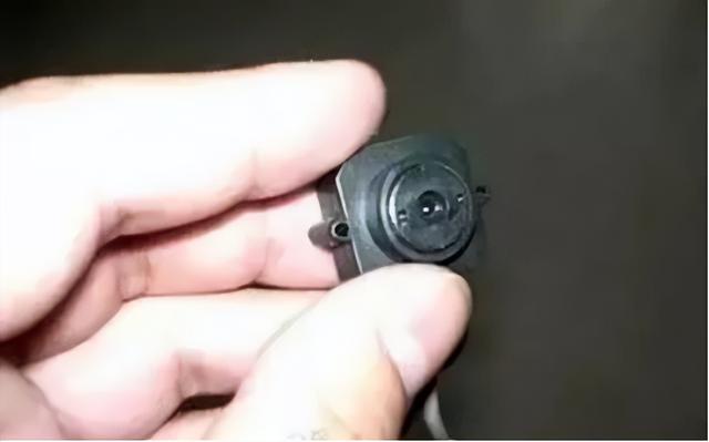 私人影院有没有摄像头吗，私人影院有摄像头吗（起底“私人影院”乱象）