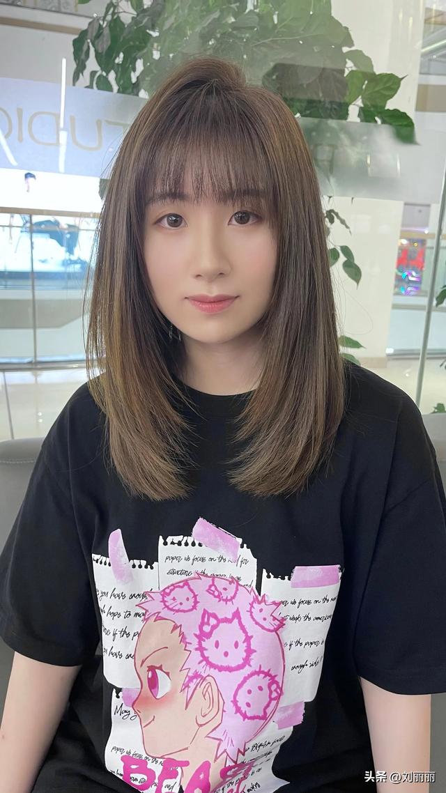 亚麻色头发适合什么女生，看看这14款，效果就是不一样