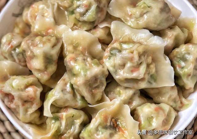 鸡蛋素饺子馅有哪些，胡萝卜素三鲜饺子（教你10种素馅饺子的做法）