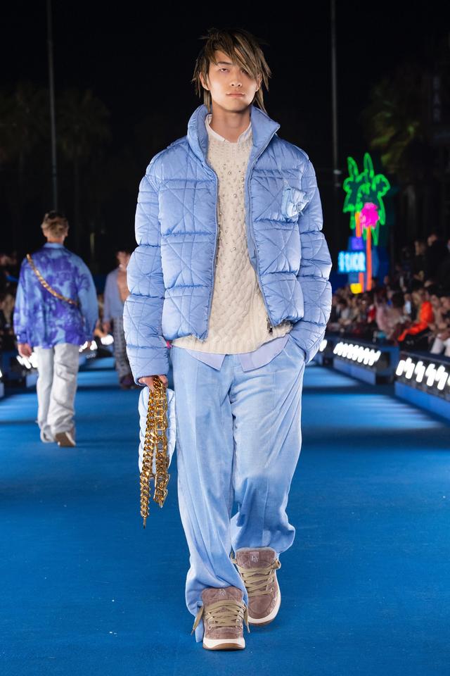 r是什么牌子衣服，r是什么意思（<Dior>洛杉矶2023年春季男装胶囊系列）