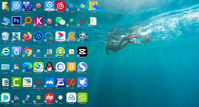 电脑图标变大了，电脑屏幕上的图标怎么变大了（容易忽视│Win10桌面图标太大调整如此简单）