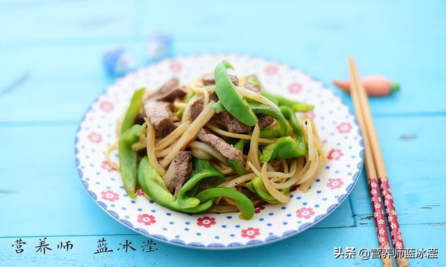 意面是什么材料做的，虾仁意大利面的做法详解（补铁意面原来可以这样简单）