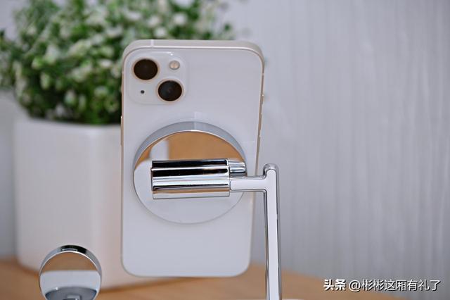 苹果官网充电器，我们一般在苹果官网买哪种充电器（苹果三件套3合1绿联充电器评测分享）