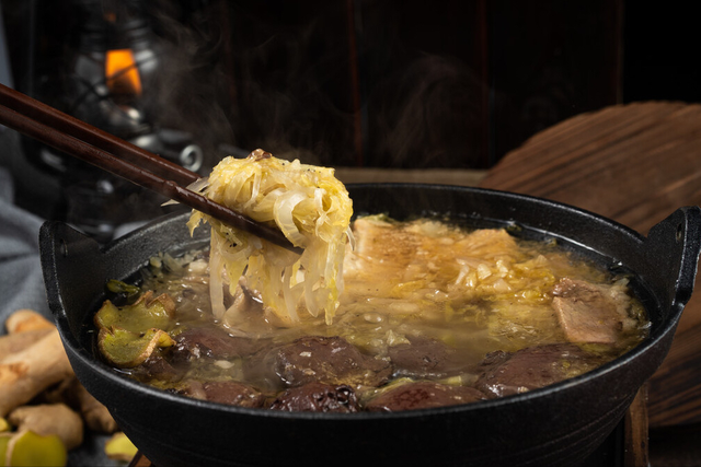 东北炖菜有哪些，东北炖菜有哪些菜名（东北炖菜有“八大天王”）