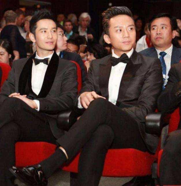 华谊兄弟旗下艺人名单，华谊兄弟旗下艺人名单2022（黄晓明和邓超两位“华谊一哥”）