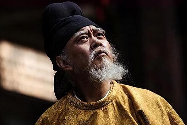 石楠花气味是什么味道，为什么路边种那么多