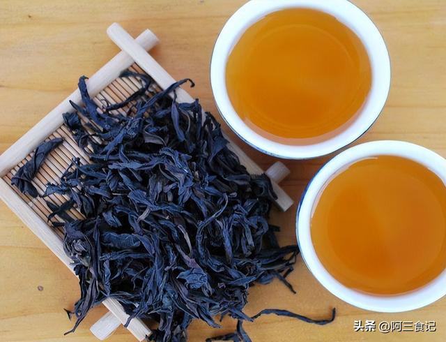 秋天喝什么茶好，秋天喝什么茶（这3款茶名列前茅）