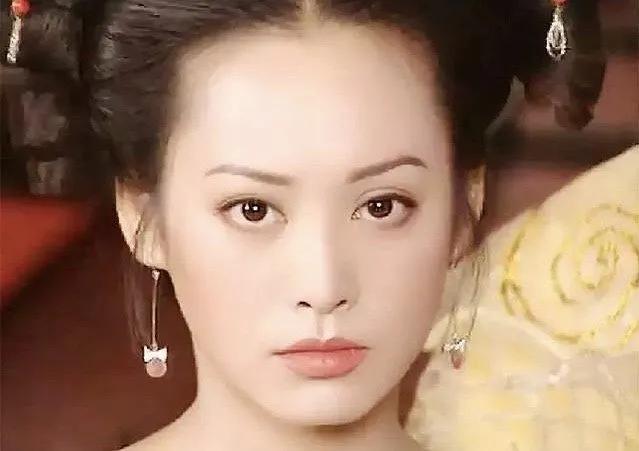 世界上最美的眼睛，世界上最美的眼睛长什么样子（星星般的眼眸里有星辰大海）