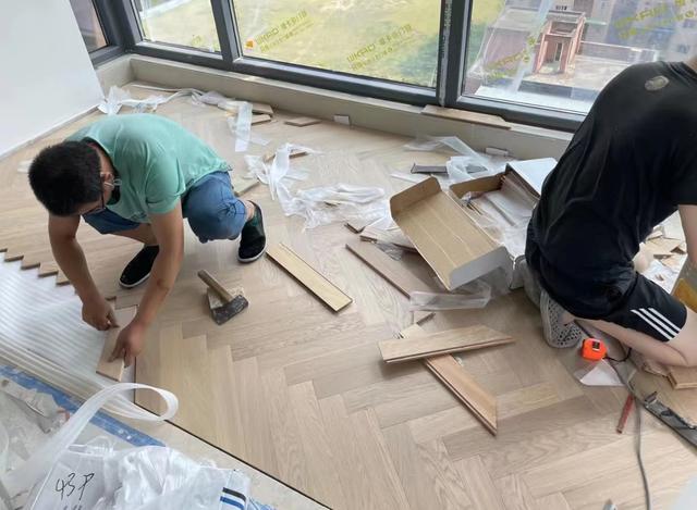 室外阳台设计注意事项，室外阳台设计注意事项及细节（阳台最不值得投入的6个地方）