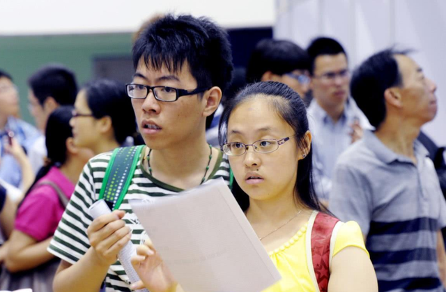 大学生三方协议，大学生三方协议是干什么的啊（大学生千万要谨慎）