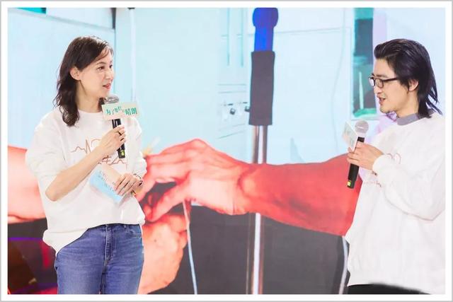 王津元年龄，王津元的老公是谁（他们应该被更多关怀）