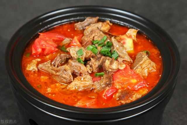 猪肉和牛肉可以一起炖着吃吗，猪肉可以和牛肉一起炖吗（它是牛肉的“克星”）