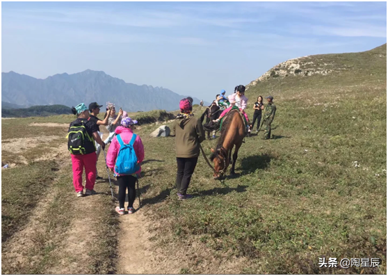 东灵山在哪里，谁见过北京的最高峰东灵山顶