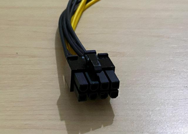 台式电脑主板电池如何拆卸及安装，台式电脑主机电池拆下来（阿包说电脑之《装电脑主板上各种线的安装》）