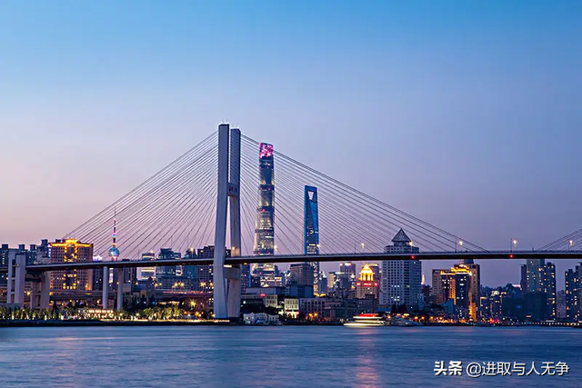 彩虹代表什么人群，彩虹群体是什么（你看，人间遍地是“彩虹”）