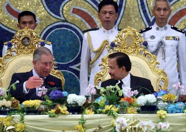 关于斯里巴加湾市介绍，马来西亚斯里巴加湾市（带你看看真实的文莱）