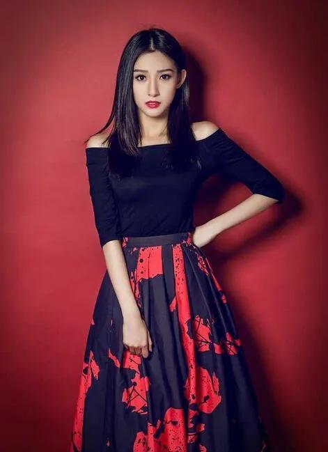 马凡舒新发写真，马凡舒性感写真照来了