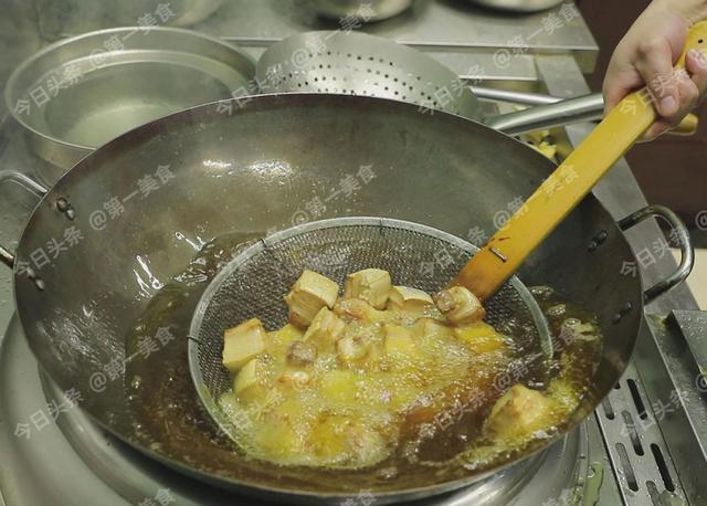 元宵节吃什么，四川人元宵节吃什么（正月十五元宵节）