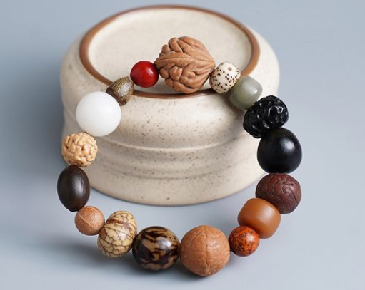 中国十大辟邪佛珠，带在身上10大辟邪物（菩提佛珠：有哪十八子你知道吗）