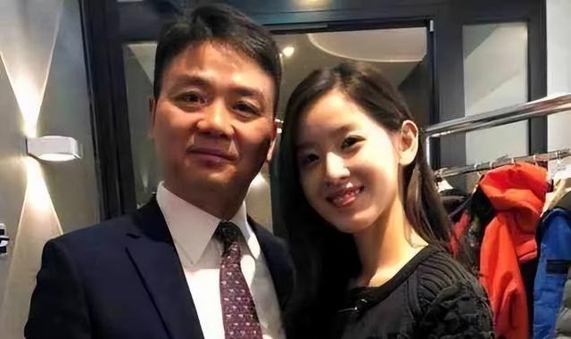 杨振宁与翁帆有孩子吗，杨振宁与翁帆结婚16年（当年28岁嫁给8旬老人的翁帆）