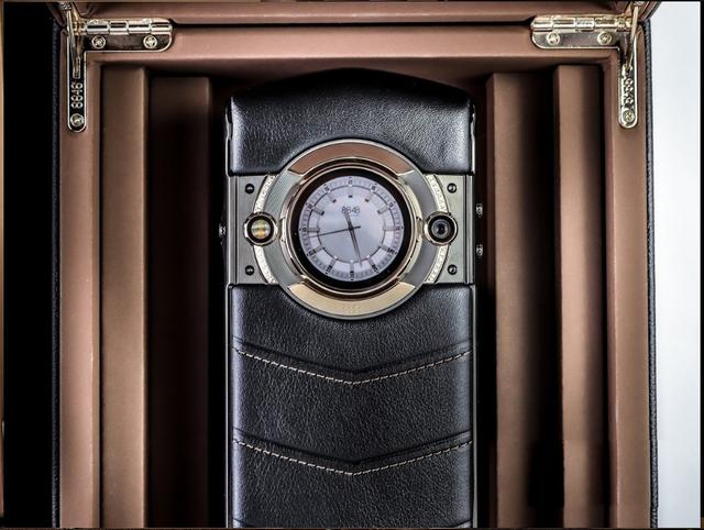 8848手机怎么样，8848的7.9英寸手机怎么样（6+256G降8000后你会买吗）