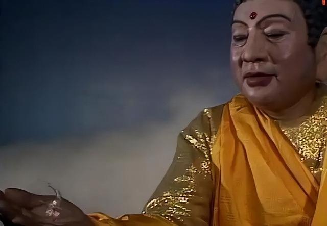 大闹天宫的主要内容，大闹天宫主要内容概括（你看降生他的那块石头上刻了啥）