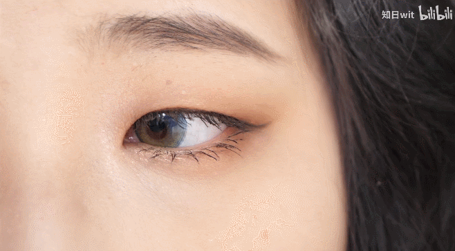 单眼皮化妆技巧，单眼皮怎么化妆双眼皮（单眼皮、肿泡眼千万不要这么化眼妆）