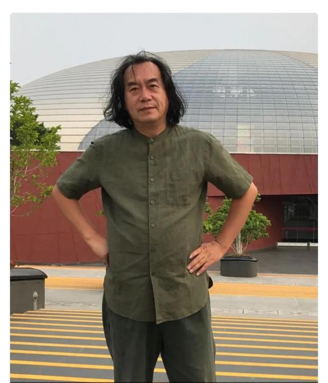 我国著名的书法家有哪些，我国有哪些著名的书法家（十位中国书法家协会会员的书法）