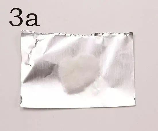 美甲怎么快速卸掉，怎么快速把美甲卸掉（最全的正确的涂甲油胶步骤——卸甲的操作步骤教程）