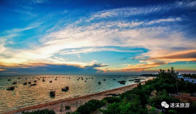 2022湛江旅游攻略，一个风光秀美的海滨城市（广东湛江：嗨翻一“夏”）