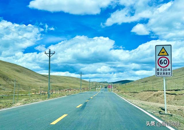 墨石公园属于哪个县城，墨石公园简介（必驾木格措墨石公园圣地理塘）