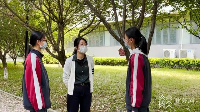 江苏省扬中高级中学，2020江苏省扬中高级中学高考喜报成绩、本科一本上线人数情况（江苏省多地高三学子开启住校模式）