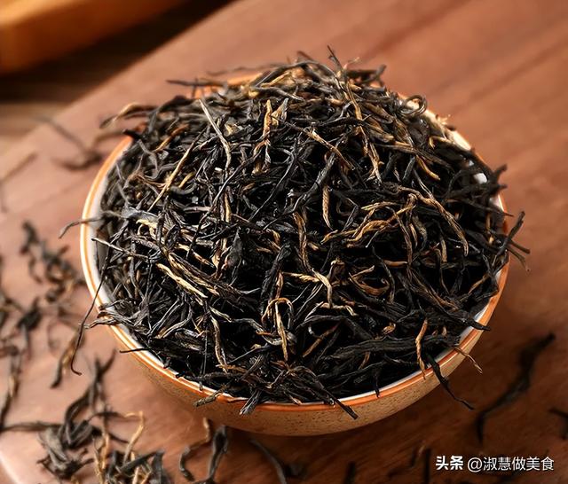 茶叶保质期一般多久，茶叶能保存多久（各类茶叶的保质期是多久）